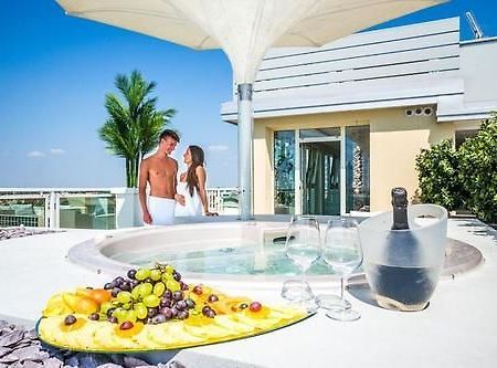 Hotel Colombo Lido di Jesolo Luaran gambar