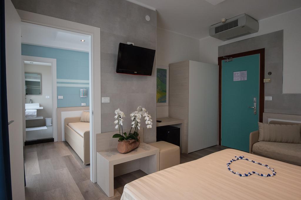 Hotel Colombo Lido di Jesolo Luaran gambar